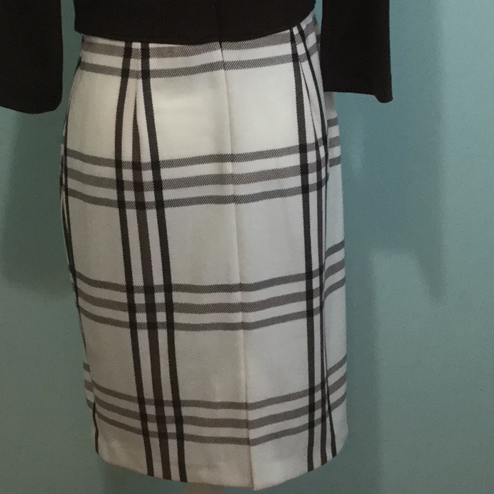 Eliza J - Brown & White Dress - Picture 5 of 7